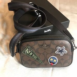 Coach Bag SIGNATURE COATED CANVAS VARSITY PATCHES